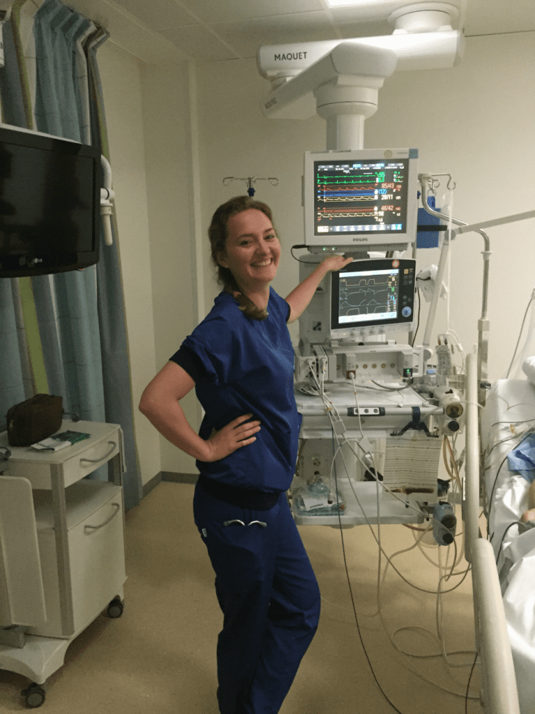 Verpleegkundig Specialist Op De Intensive Care - Nursestation